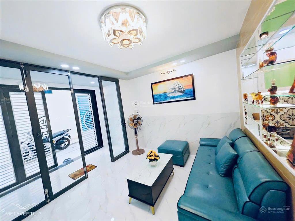 Bán nhà mới full nội thất khu máy nước lô góc 2 mặt tiền ngay trung tâm tp nha trang