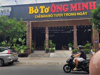 Biệt thự 3 tầng mặt tiền đường 10.5m, diện tích lớn 265 m2, phù hợp xây căn hộ giá 35 tỷ