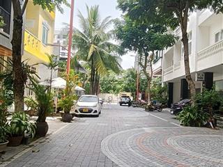 Lô góc đường 10m5 bà huyện thanh quan thông biển mỹ khê duy nhất còn lại