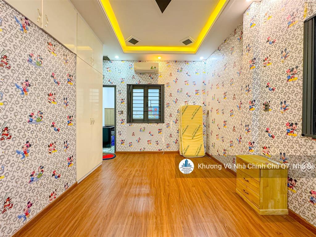 Bán nhà mặt tiền đường số lý phục man, quận 7  4,3m x 21m  5 tỷ 5  cạnh phú mỹ hưng