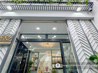 Siêu phẩm nhà phố đường trần xuân soạn, quận 7  4,5m x 14m  6tỷ290  cạnh himlam