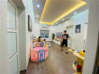 Bán tập thể trần đại nghĩa tầng 2  căn góc 3 thoáng  oto đậu  ở sướng  giá 5 tỷ