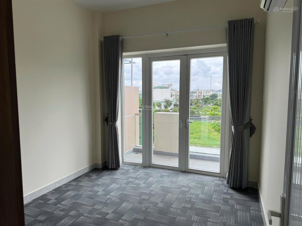 Shophouse merita mặt tiền liên phường 3 lầu 5x20 4pn 3wc