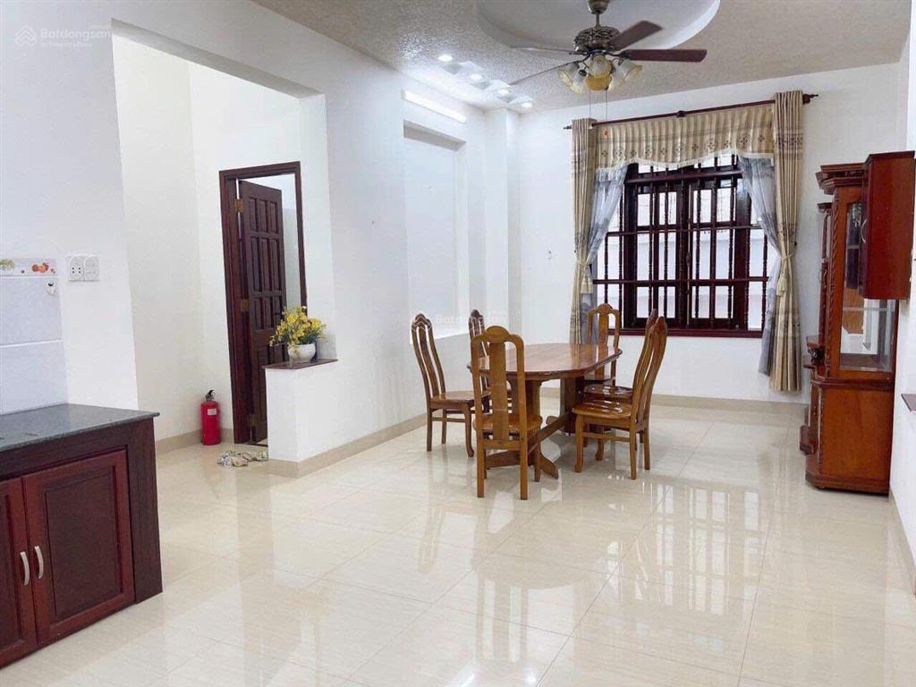 Chính chủ bán biệt thự biển phương nam 19.5 tỷ phường 8 vũng tàu dt 192.5m2 cách biển 300m đi bộ