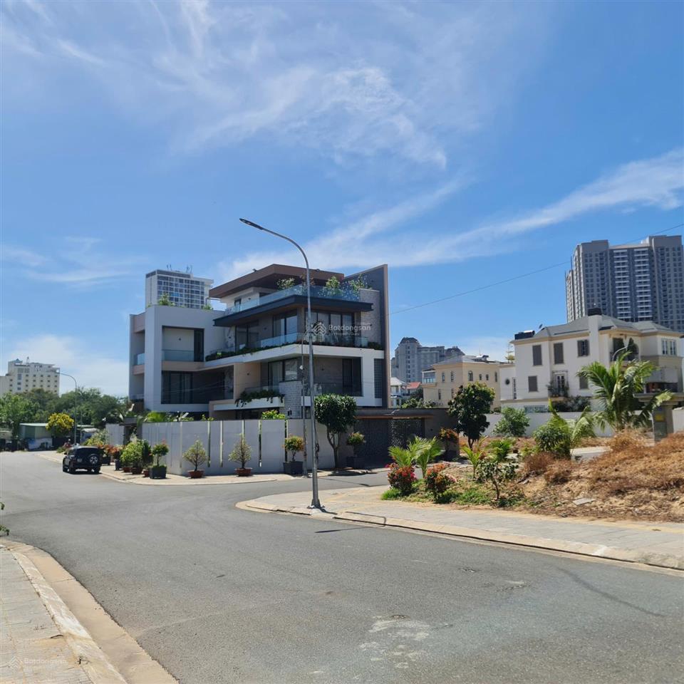 Cần tiền bán lô đất biệt thự đồi ngọc tước 2, vũng tàu, 553,5m2 giá chỉ 60 triệu/m2 có thương lượng