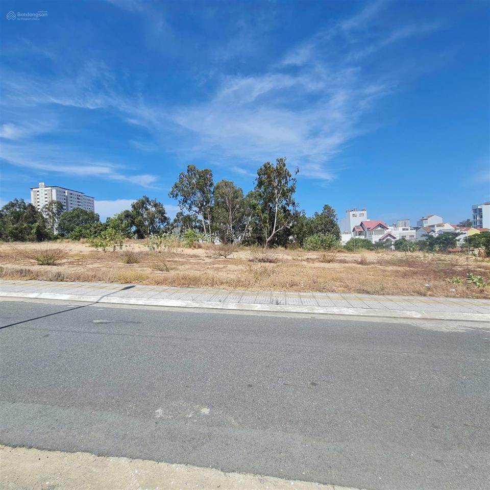 Cần tiền bán lô đất biệt thự đồi ngọc tước 2, vũng tàu, 553,5m2 giá chỉ 60 triệu/m2 có thương lượng