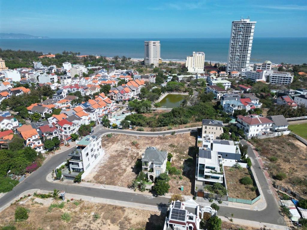 Đất biệt thự ngang 7.5m sát biển bãi sau rẻ nhất vũng tàu chỉ 77tr/m2 khu biệt thự phương nam 165m2