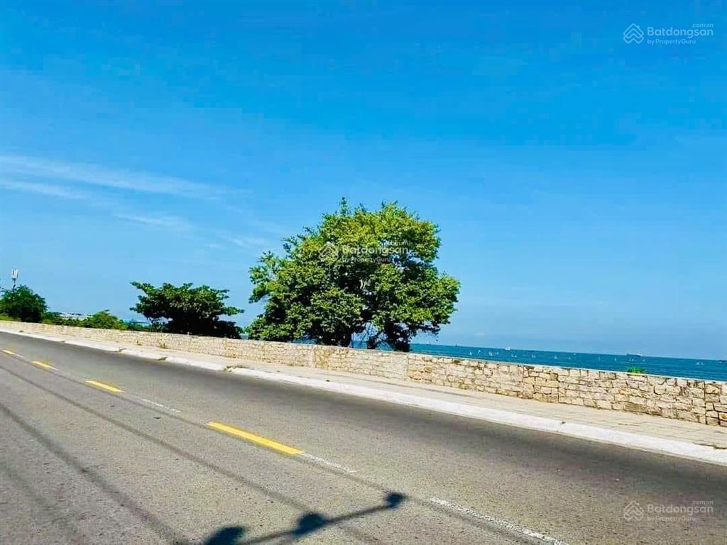 Bán 5 lô mặt tiền trần phú vũng tàu (trọn view biển sổ hồng thổ cư xây dựng an toàn) 100m2  400m2