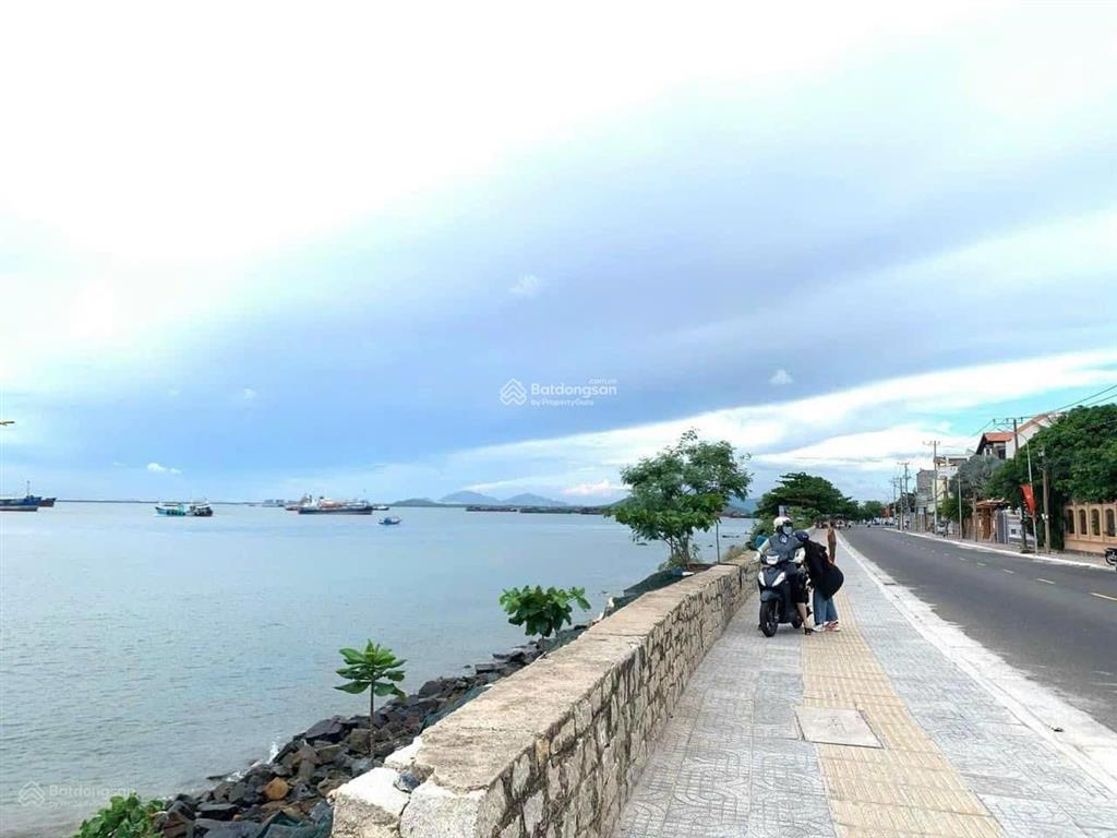 Bán 5 lô mặt tiền trần phú vũng tàu (trọn view biển sổ hồng thổ cư xây dựng an toàn) 100m2  400m2