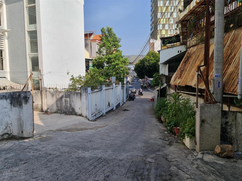 Bán đất biệt thự biển dt 257m2 giá 15 tỷ (100% thổ cư) cách biển 100m đi bộ  p2 bãi trước vũng tàu