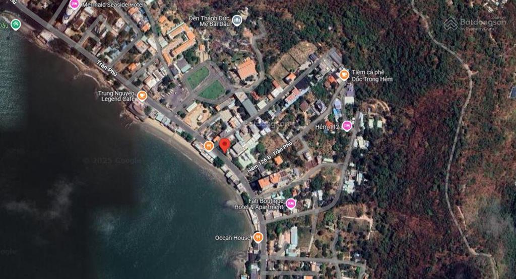 Bán biệt thự 3 tầng view biển cách biển chỉ 30m đi bộ trần phú vũng tàu, dt 172m2, giá chỉ 15.5 tỷ