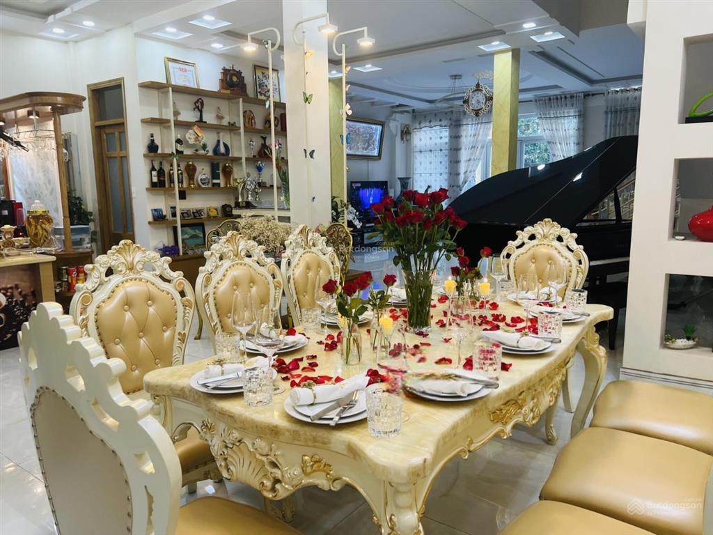 Bán biệt thự sổ hồng khu phương nam (biển bãi sau vũng tàu) giá chỉ 23.5 tỷ  cách biển 800m đi bộ