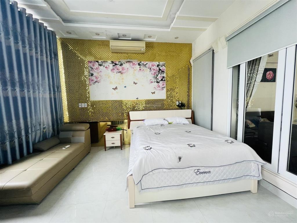 Bán biệt thự sổ hồng khu phương nam (biển bãi sau vũng tàu) giá chỉ 23.5 tỷ  cách biển 800m đi bộ