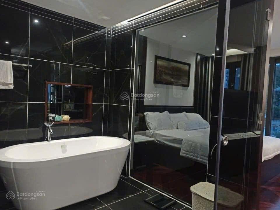 Bán biệt thự 5 tầng view biển trần phú, dt sàn 390m2 (bãi dâu, p5, vũng tàu) nhà mới cách biển 50m