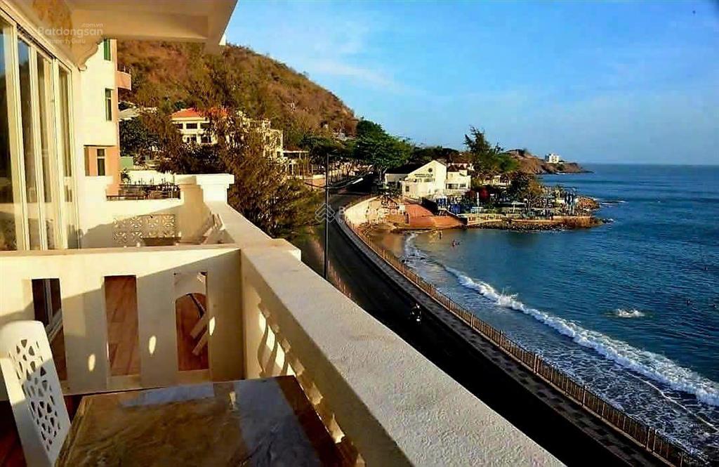 Nhà góc 2 mt cách biển 30m (ngay bãi tắm view biển) hạ long vũng tàu  1 trệt 2 lầu, giá chỉ 16 tỷ