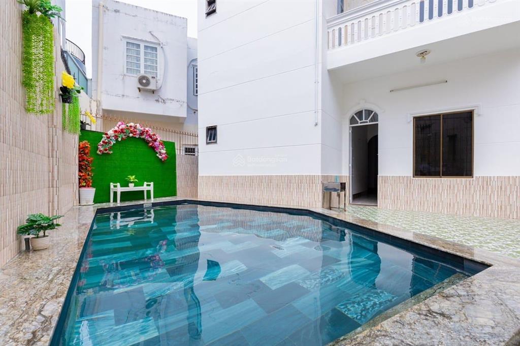 Bán biệt thự lạc long quân vũng tàu  dt 278m2 giá chỉ 23.5 tỷ cách biển 300m gần hồ + công viên
