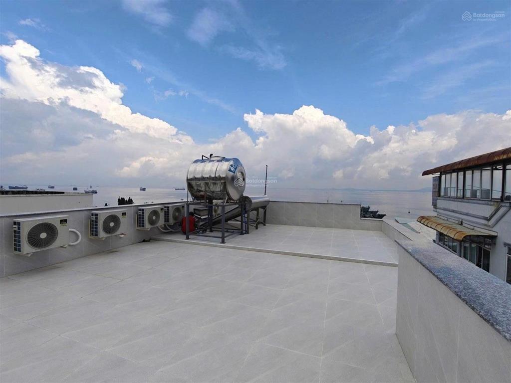 Bán nhà trần phú góc 2 mặt tiền (7.5 x 15.5) nhà mới 100% 1 trệt 2 lầu sổ hồng ful nội thất cao cấp