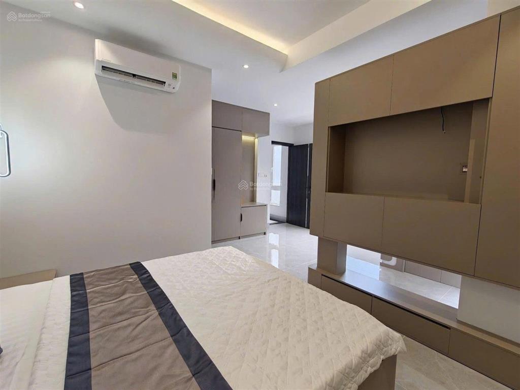 Bán nhà trần phú góc 2 mặt tiền (7.5 x 15.5) nhà mới 100% 1 trệt 2 lầu sổ hồng ful nội thất cao cấp