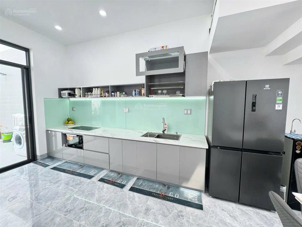 Bán biệt thự trần phú (bãi dâu) mới 100% dt 180m2 (7.5x25m) sổ hồng cc view biển giá rẻ chỉ 20.5 tỷ