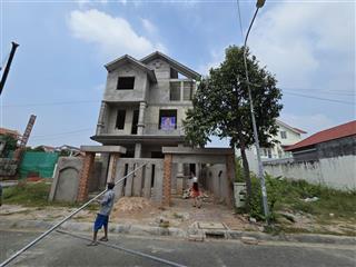 Bán biệt thự phước sơn sổ hồng gần dự án sungroup  dt 180m2 giá 14 tỷ cách biển và sungroup 200m