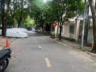 Mảnh đất cực hiếm đẹp rộng mặt phố tại cầu giấy còn sót lại dt 550m2 giá 220 tỷ