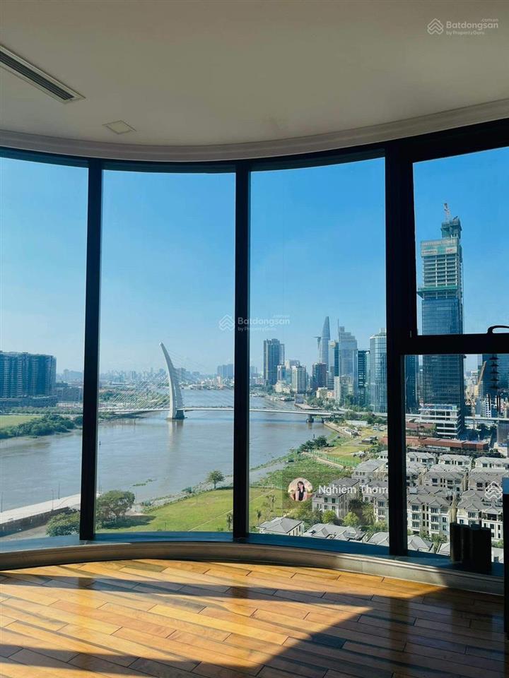 Trực tiếp quản lý bán nhanh 4 căn hộ 2 phòng ngủ vinhomes golden river quận 1 2pn có sổ 911ty