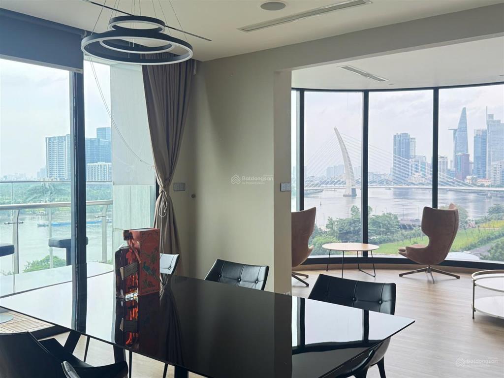 Bán 3pn vòng cung 121m2, vinhomes golden river 37ty