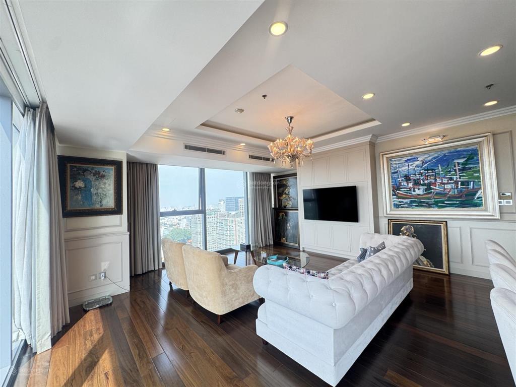 Cho thuê căn góc view bitexco 3pn vinhomes đồng khởi 170m,95 triệu nội thất cao cấp vào ở liền