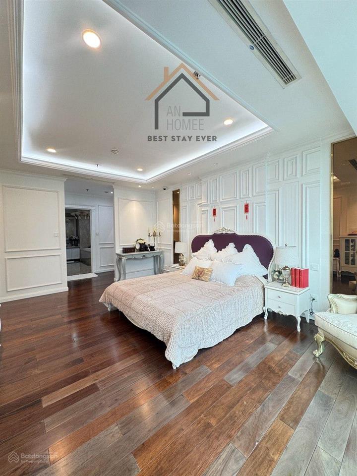 Vừa trống 3pn 175m2, 70tr/th cho thuê vinhomes đồng khởi q1