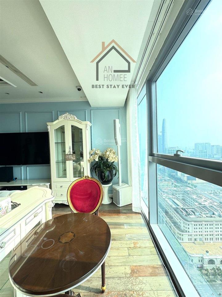 Vừa trống 3pn 175m2, 70tr/th cho thuê vinhomes đồng khởi q1