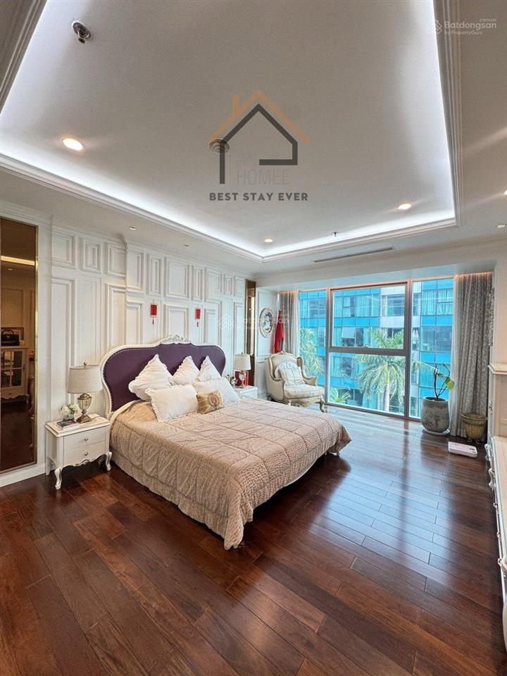 Vừa trống 3pn 175m2, 70tr/th cho thuê vinhomes đồng khởi q1