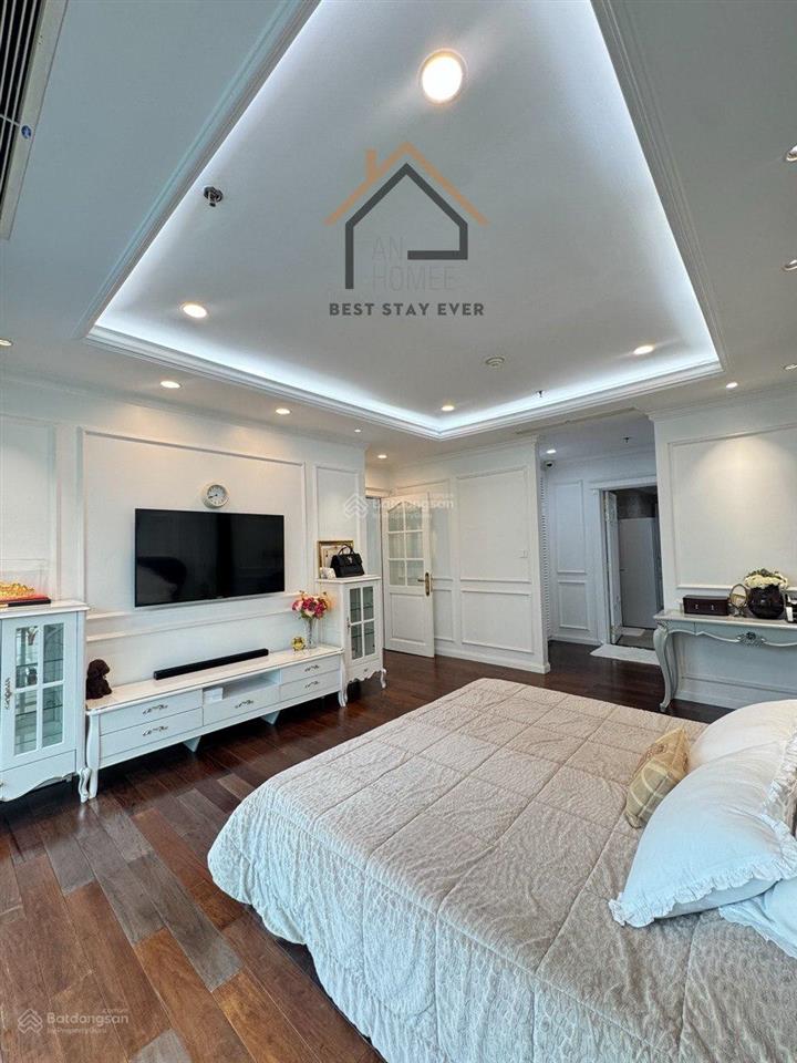 Vừa trống 3pn 175m2 70tr cho thuê căn hộ vinhomes đồng khởi q1