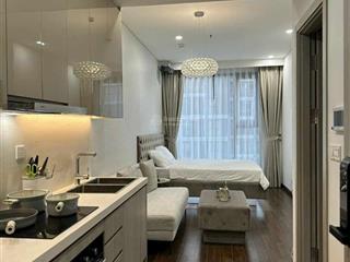 Book homestay alo em ạ, smart city.  0989 679 ***
