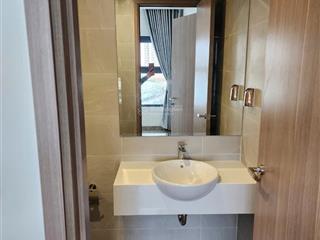 Bán cc vinhomes grand park, 3 tỷ 1, 69m2, 2pn + 2wc, giá siêu hời, uy tín