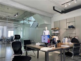 Bán nhà mặt phố tại lakeview city, 19,5 tỷ, 100m2, 3pn, 3 tầng, q2, hcm chỉ với hot!