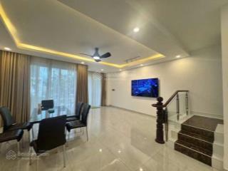 Cho thuê np tại đường 990, 12 triệu, 90m2, 3pn, 2 tầng, dragon village, q9, hcm