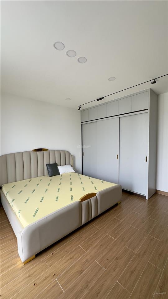 Cho thuê shophouse 3pn, 15 triệu, 105m2 tại dragon village, q9, hcm