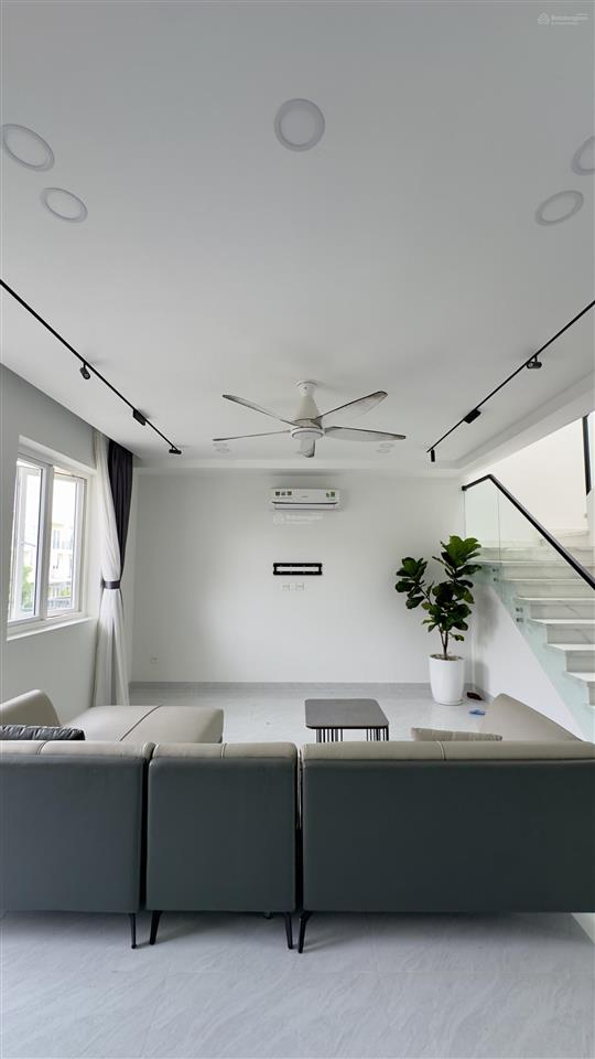 Cho thuê shophouse 3pn, 15 triệu, 105m2 tại dragon village, q9, hcm