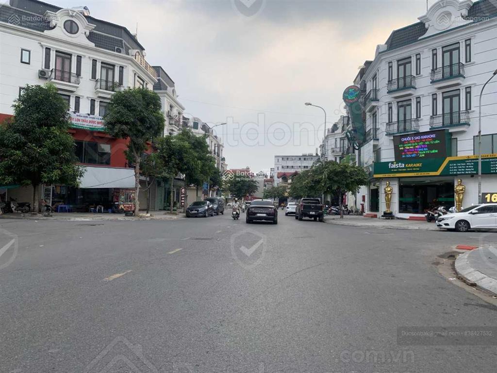 Bán gấp đất view hồ 140m2 mt 7m đường 22m. kinh doanh siêu đẹp. đ/c khu 31ha trâu quỳ gia lâm, hn