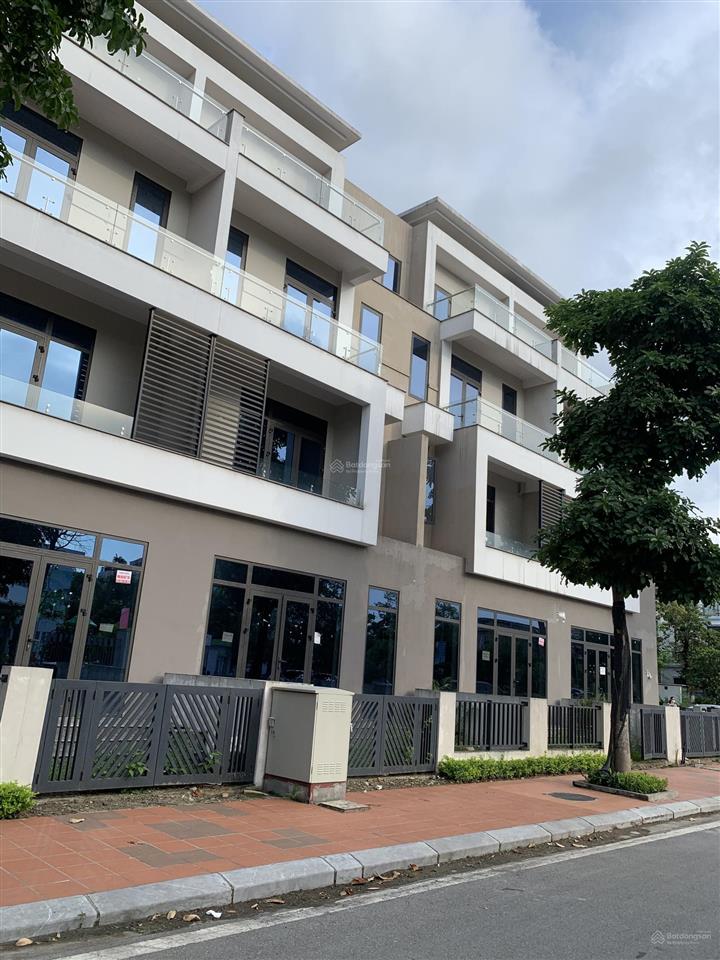 Tôi bán gấp căn 4t, dt 109m2, mt 7m. đ/c kđt đặng xá, gia lâm, hn. cho thuê dòng tiền ổn định