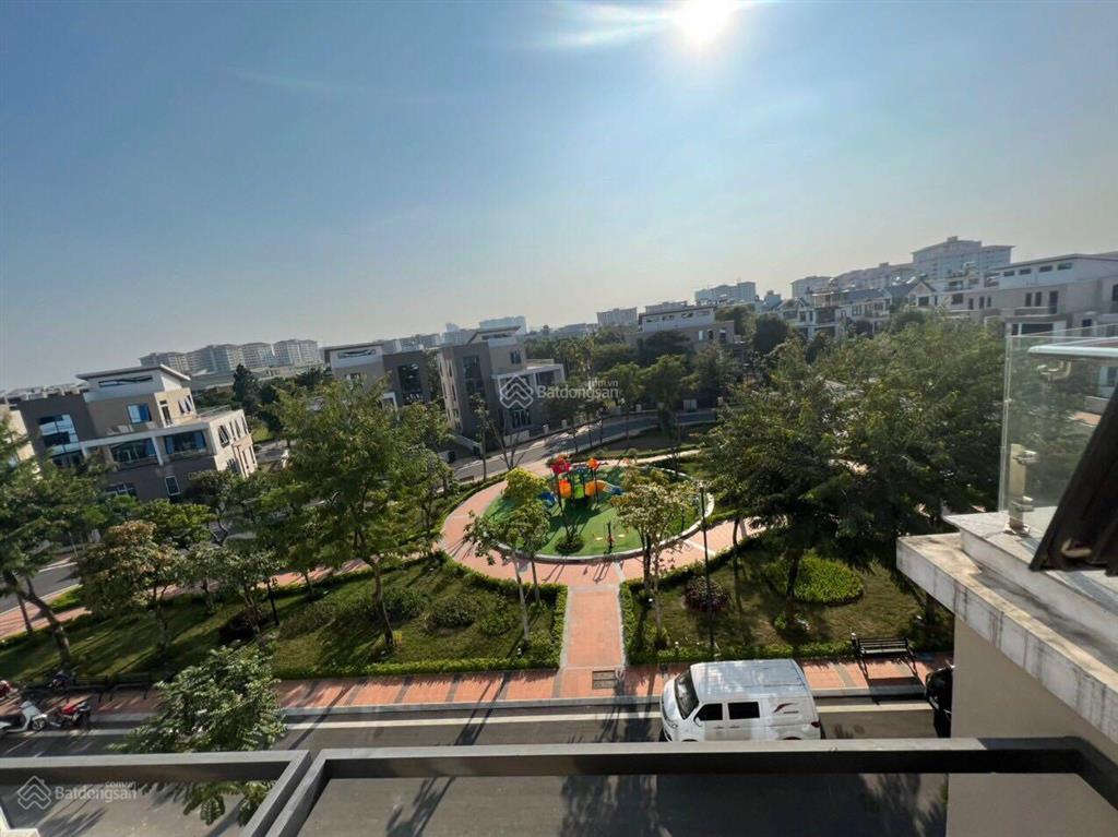 Bán gấp đơn lập 448m2 mt 20m căn 3 mặt đường kinh doanh/view vườn hoa. kđt thị đặng xá gia lâm hn