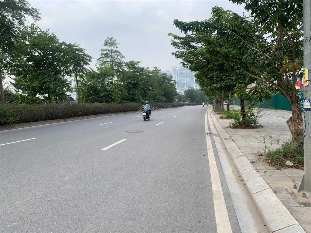 Bán gấp lk 75m2, mt 5m, 4 tầng. đường 17m khu euro window, view bể bơi, trâu quỳ, gia lâm 15,8 tỷ