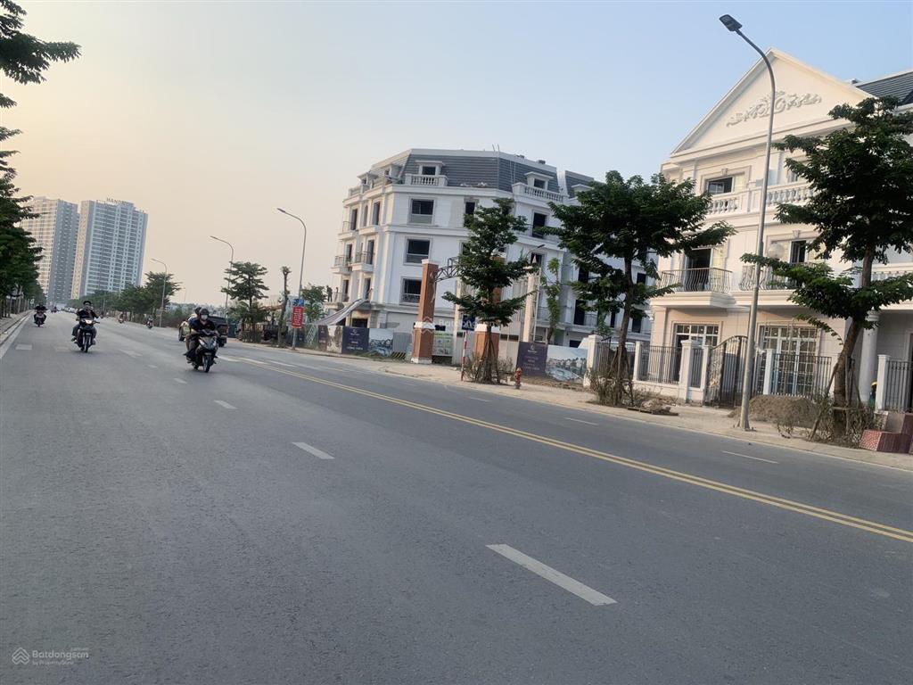 Bán gấp lk 75m2, mt 5m, 4 tầng. đường 17m khu euro window, view bể bơi, trâu quỳ, gia lâm 15,8 tỷ