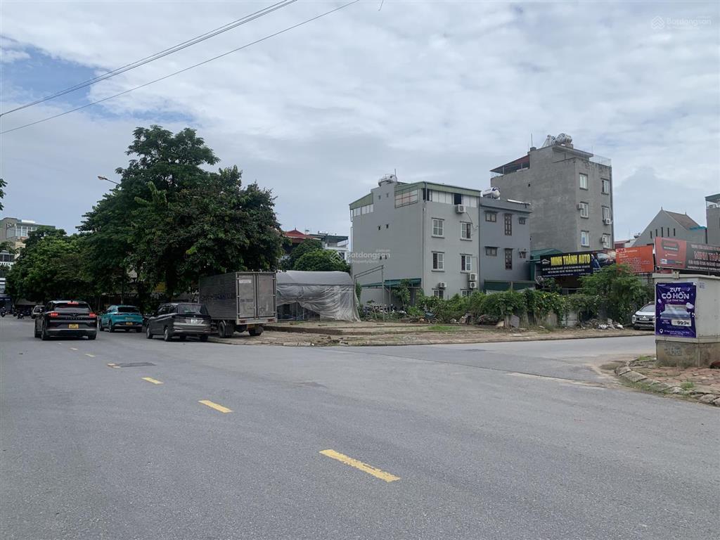 Bán gấp 280m2/mặt tiền 12m / đường 20m/ làng nghề kiêu kỵ/ gia lâm/ sát vinhomes/ giá 10.3 tỷ