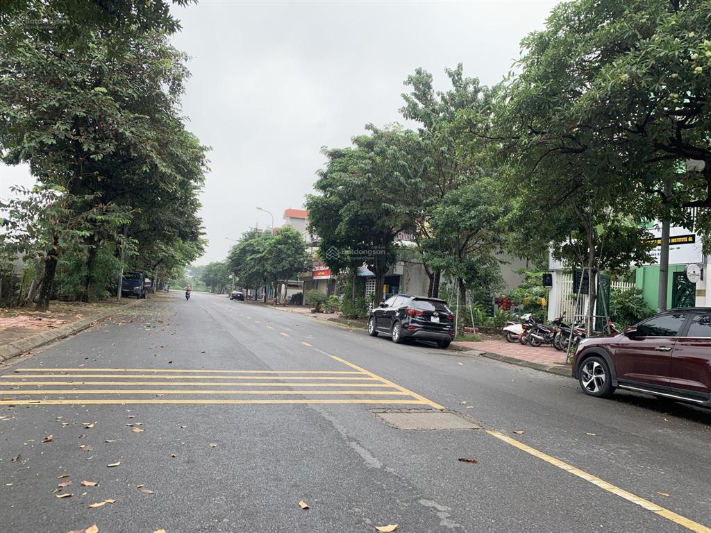 Bán gấp đất biệt thự kđt khai sơn thuận thành/dt620m2/mt25m đường 17m/sát trường may/giá 50tr/m2