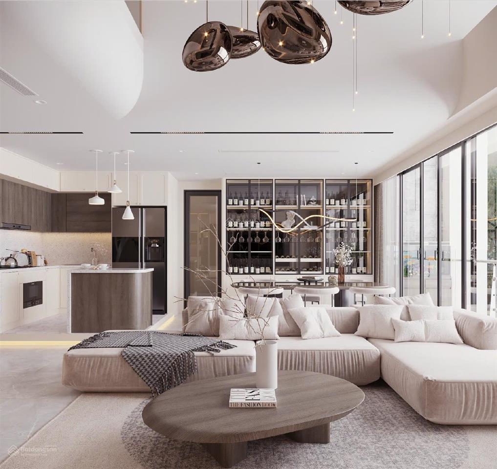 Sun grand city 69 thụy khuê cần bán căn duplex 155 m2, view full hồ tây, nội thất mới 90%.