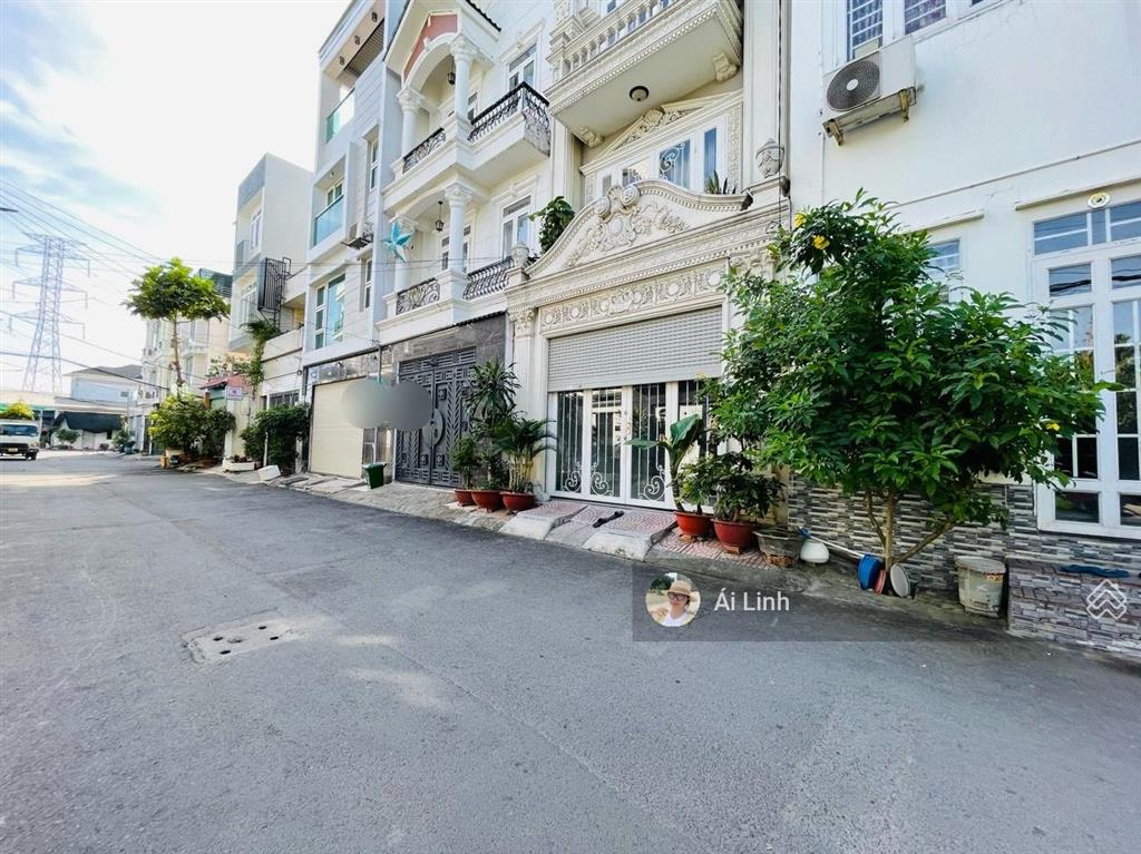 Nhà linh đông ngay phạm văn đồng 4 tầng hoàn công đường thông 7m khu dân trí vừa ở + làm vp