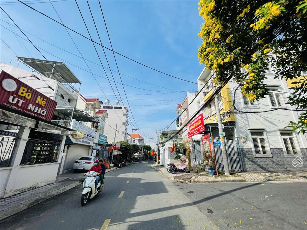 Gấp  bán nhà mặt tiền dt (5.2x20) kế khu areco đào trinh nhất  phạm văn đồng sẵn dòng tiền  shr