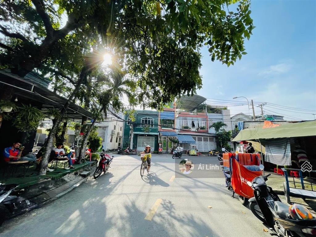 Gấp  bán nhà mặt tiền dt (5.2x20) kế khu areco đào trinh nhất  phạm văn đồng sẵn dòng tiền  shr
