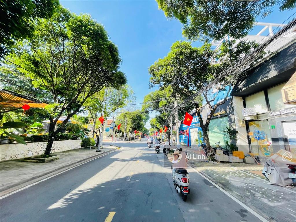 Hàng f0 giảm 7 tỷ bán đất 1580m2 (33x48) trung tâm bình thọ mặt tiền công lý ngay ga metro thủ đức